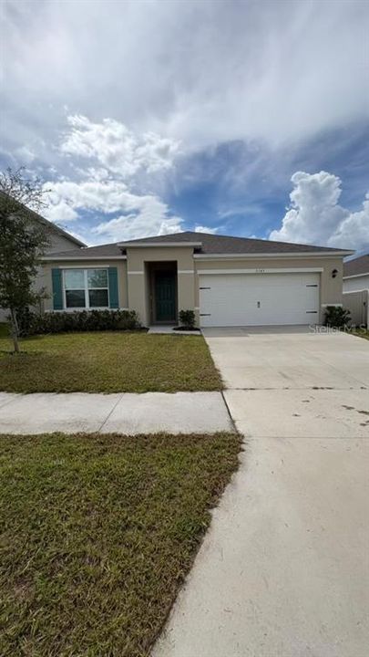 For Rent: $2,250 (3 beds, 2 baths, 1658 Square Feet)