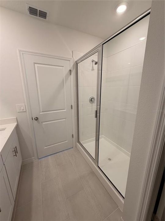 For Rent: $2,250 (4 beds, 2 baths, 1607 Square Feet)