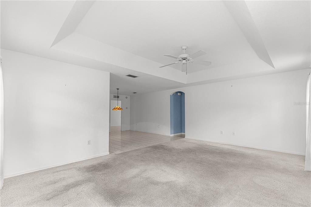 For Sale: $239,900 (3 beds, 2 baths, 1677 Square Feet)