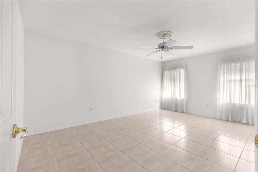 For Sale: $239,900 (3 beds, 2 baths, 1677 Square Feet)