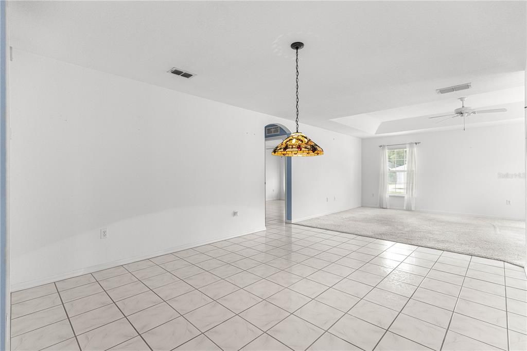 For Sale: $239,900 (3 beds, 2 baths, 1677 Square Feet)
