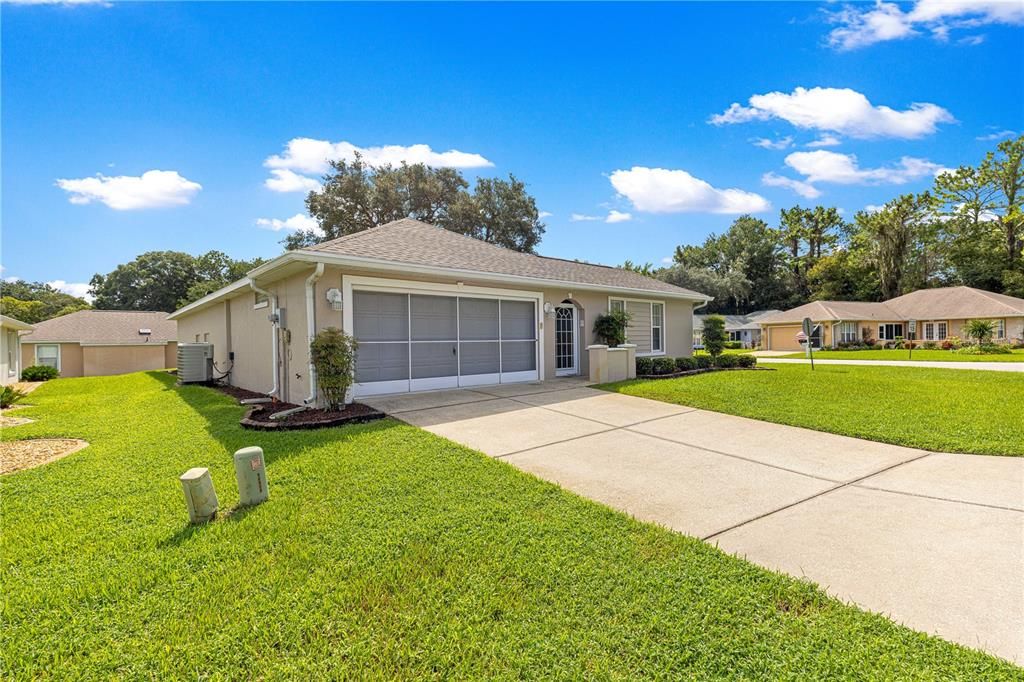 For Sale: $239,900 (3 beds, 2 baths, 1677 Square Feet)