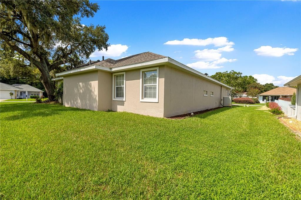 For Sale: $239,900 (3 beds, 2 baths, 1677 Square Feet)