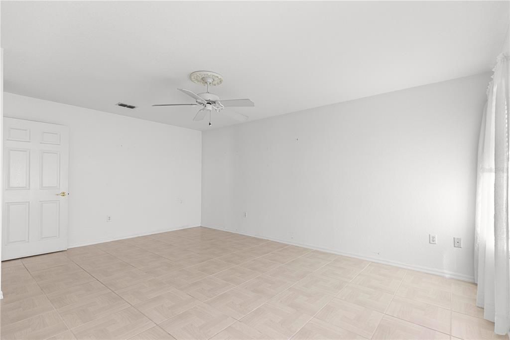 For Sale: $239,900 (3 beds, 2 baths, 1677 Square Feet)