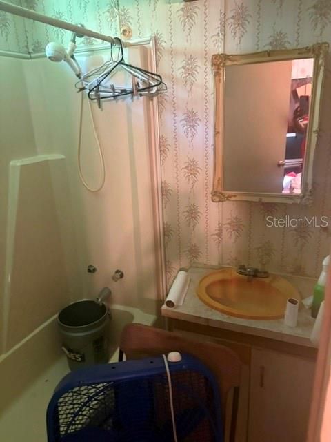 For Sale: $85,000 (2 beds, 2 baths, 790 Square Feet)