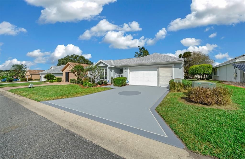 For Sale: $284,999 (3 beds, 3 baths, 1463 Square Feet)