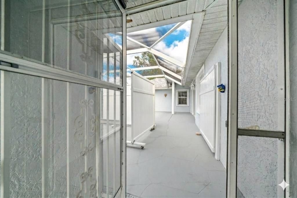 For Sale: $284,999 (3 beds, 3 baths, 1463 Square Feet)