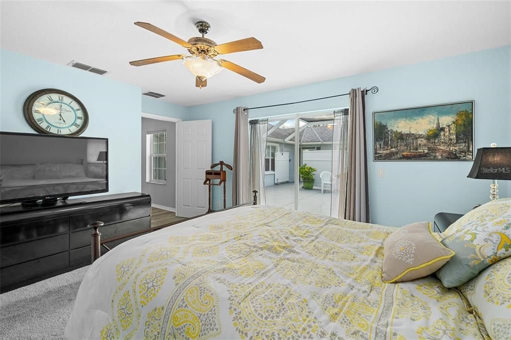 For Sale: $284,999 (3 beds, 3 baths, 1463 Square Feet)