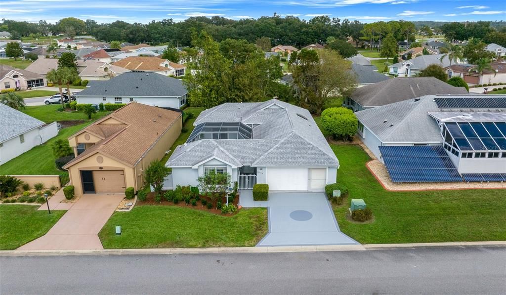 For Sale: $284,999 (3 beds, 3 baths, 1463 Square Feet)