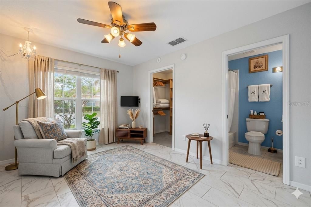For Sale: $284,999 (3 beds, 3 baths, 1463 Square Feet)