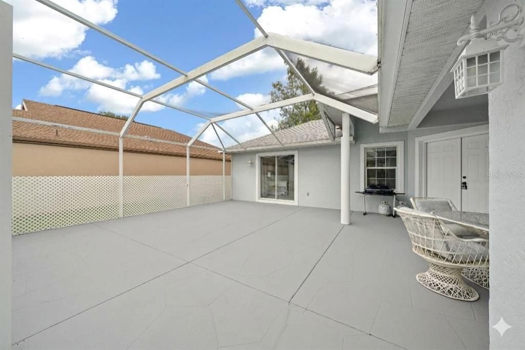 For Sale: $284,999 (3 beds, 3 baths, 1463 Square Feet)