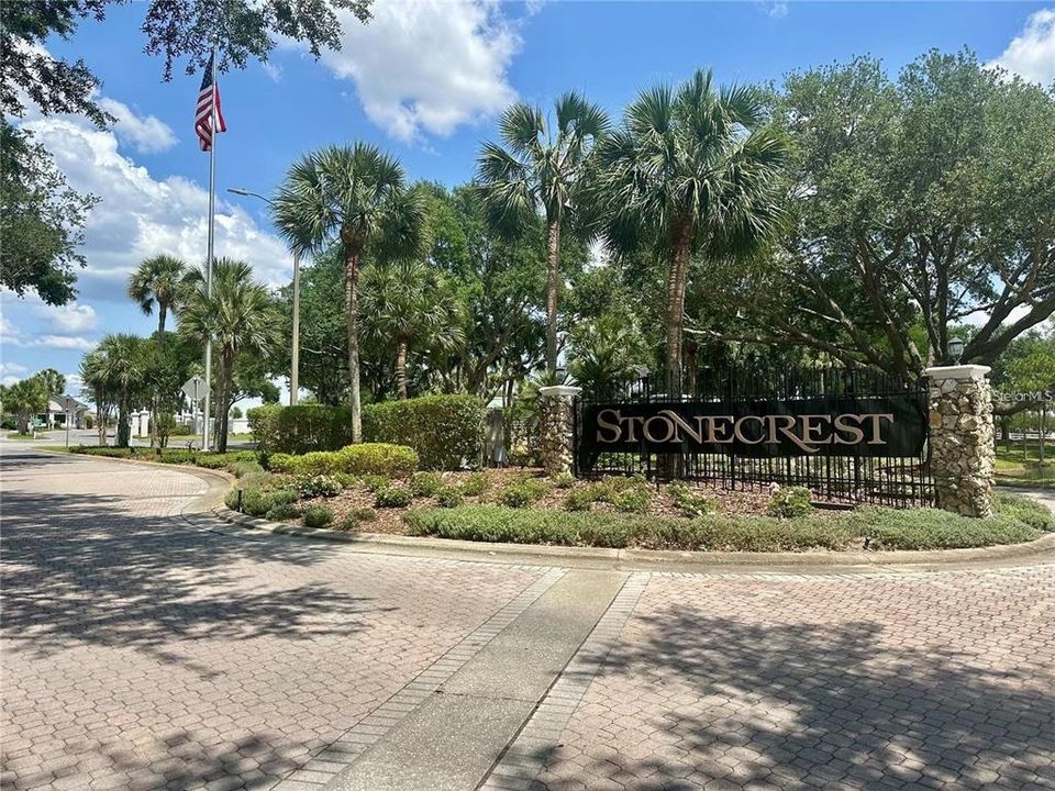 For Sale: $284,999 (3 beds, 3 baths, 1463 Square Feet)