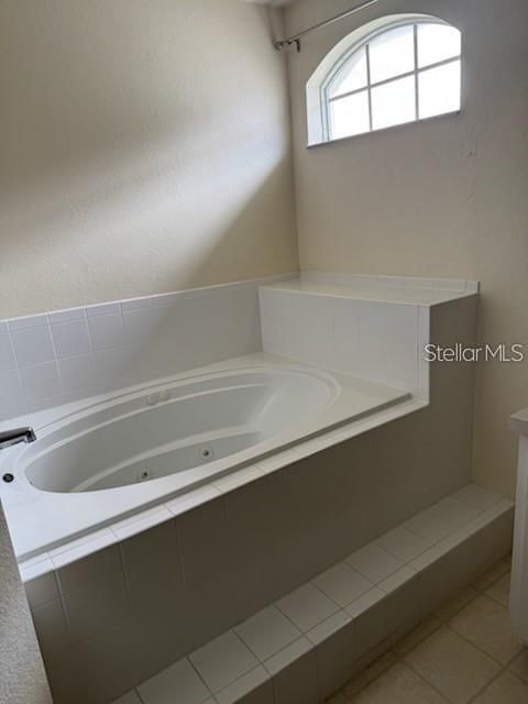 For Rent: $1,795 (3 beds, 2 baths, 1859 Square Feet)