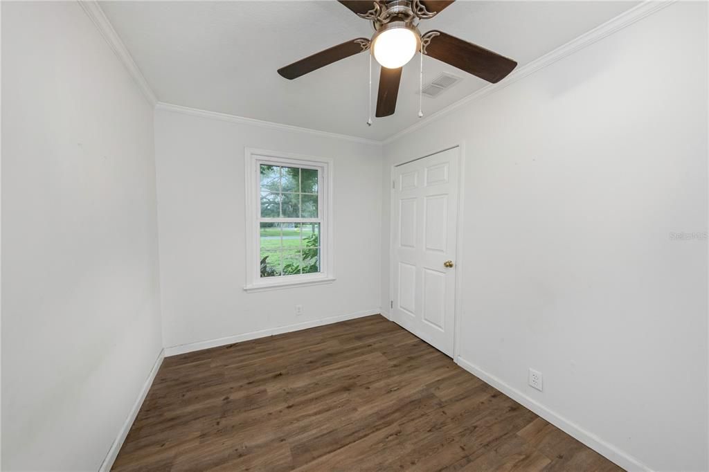 For Sale: $314,900 (3 beds, 2 baths, 1056 Square Feet)