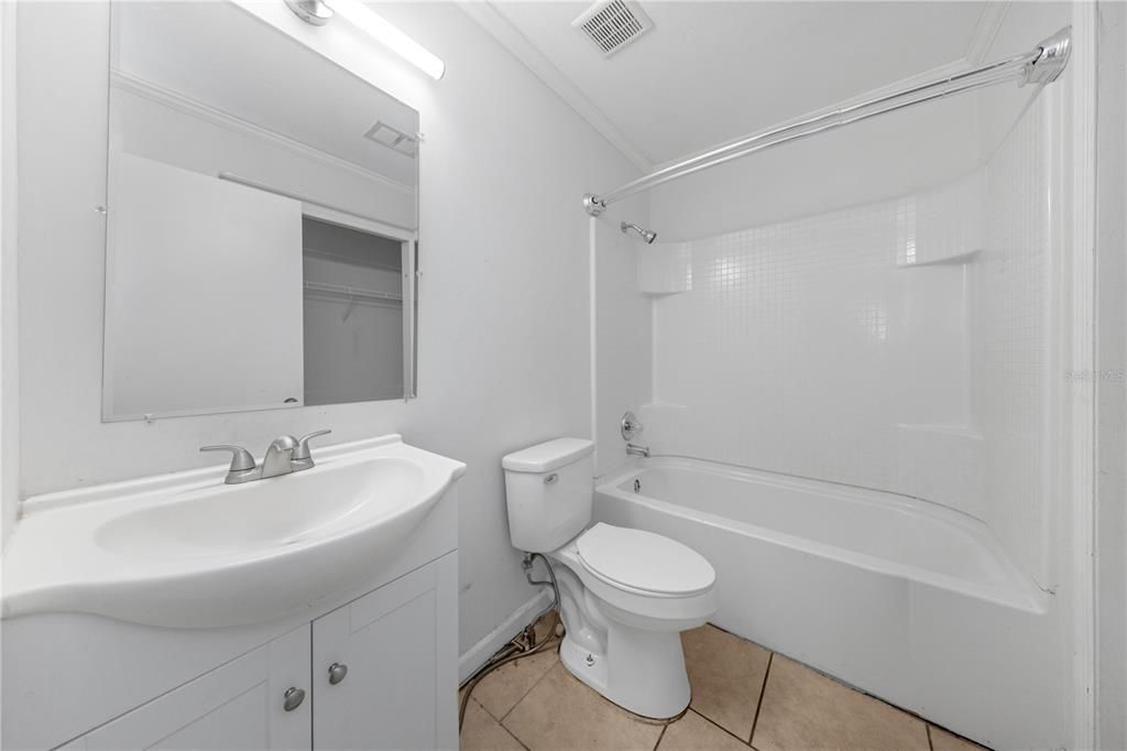 For Sale: $314,900 (3 beds, 2 baths, 1056 Square Feet)