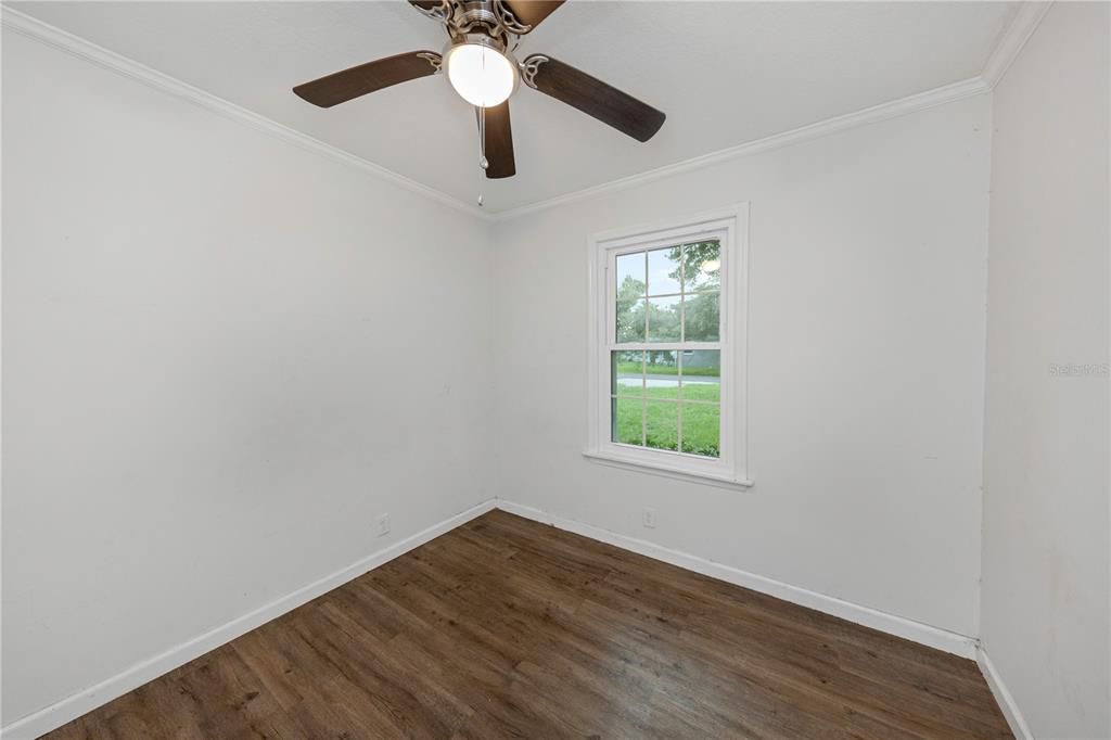 For Sale: $314,900 (3 beds, 2 baths, 1056 Square Feet)