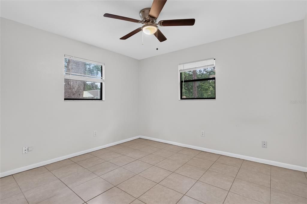 En Venta: $297,000 (3 camas, 2 baños, 1220 Pies cuadrados)