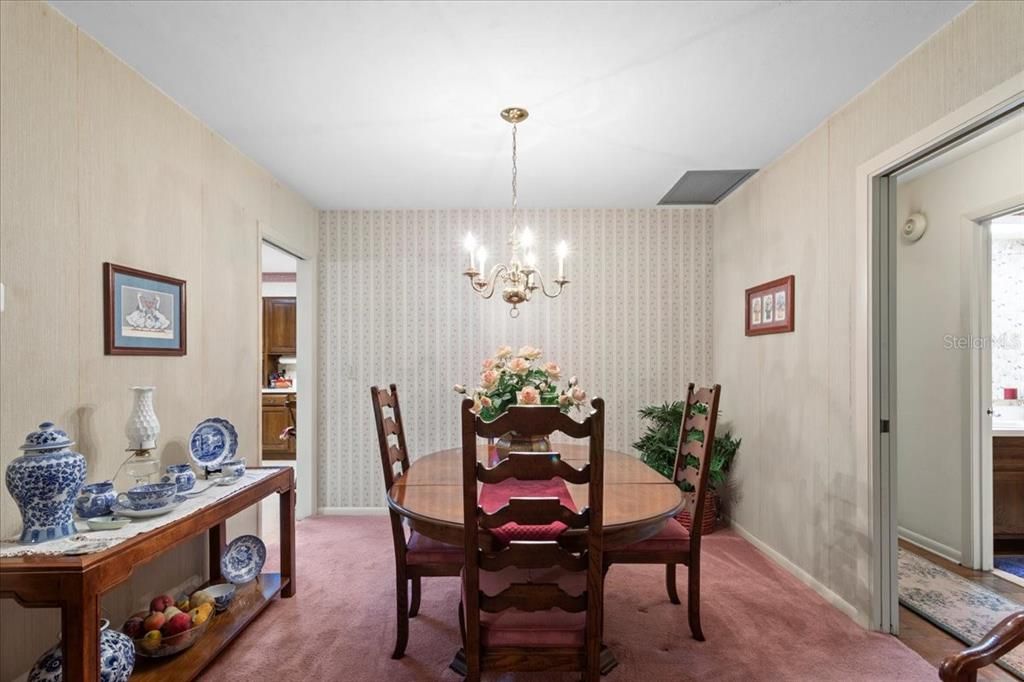 На продажу: $390,000 (3 спален, 2 ванн, 2112 Квадратных фут)