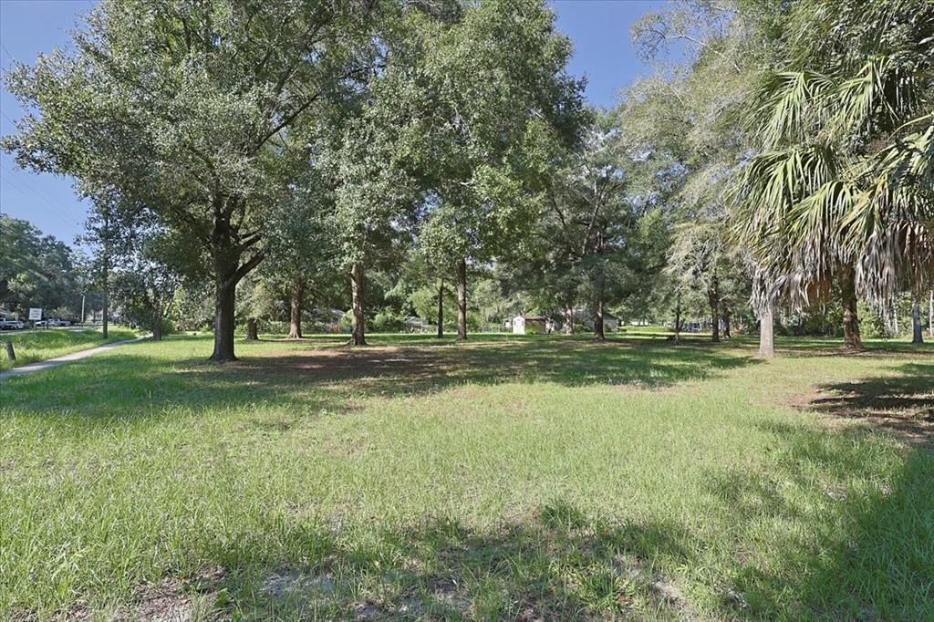 待售: $70,000 (0.34 acres)