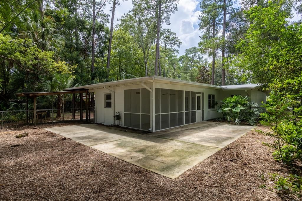 For Sale: $310,000 (3 beds, 2 baths, 1827 Square Feet)