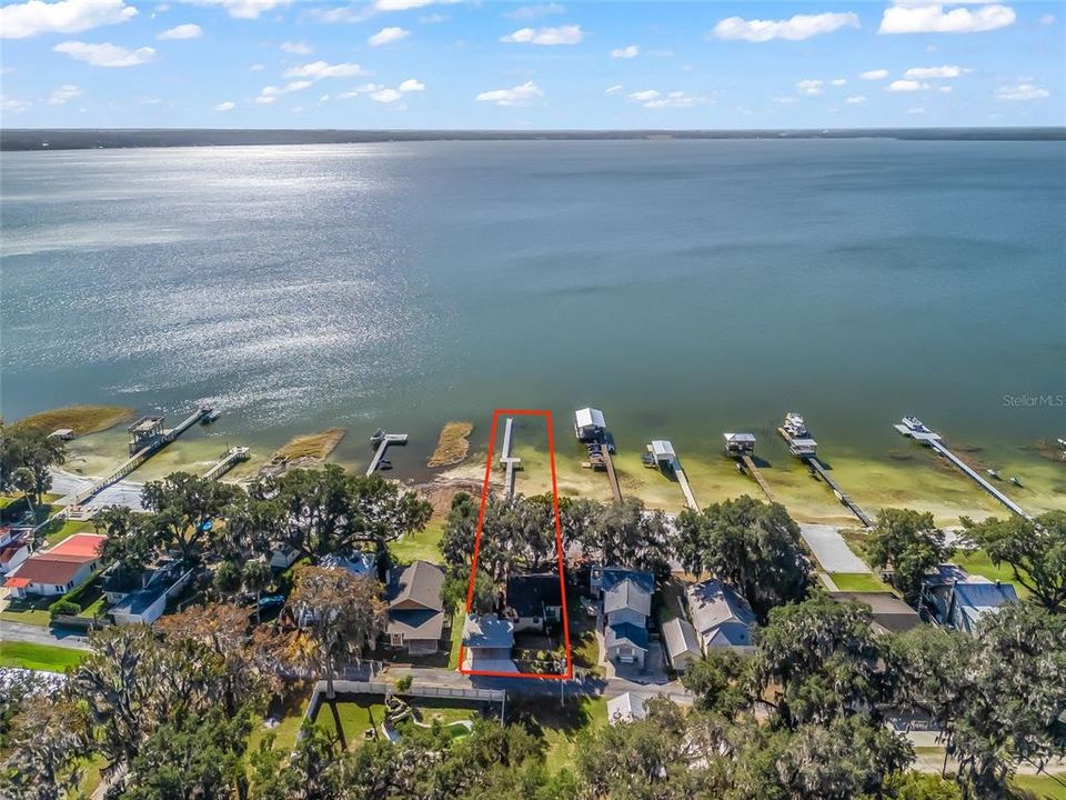 For Sale: $525,000 (2 beds, 1 baths, 1089 Square Feet)