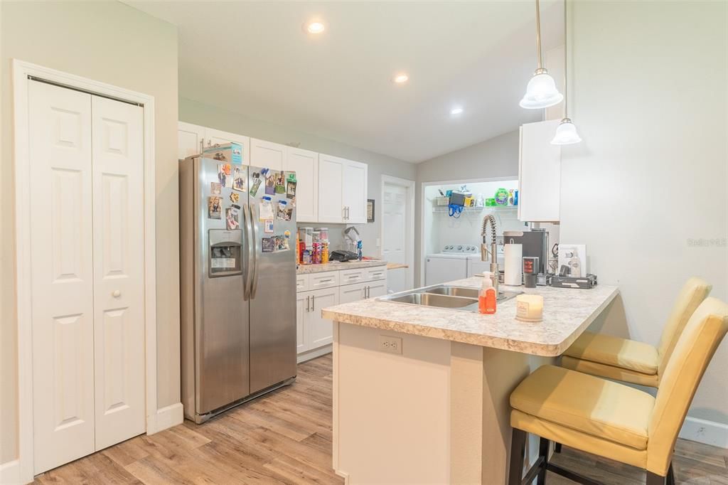 For Sale: $279,990 (3 beds, 2 baths, 1200 Square Feet)