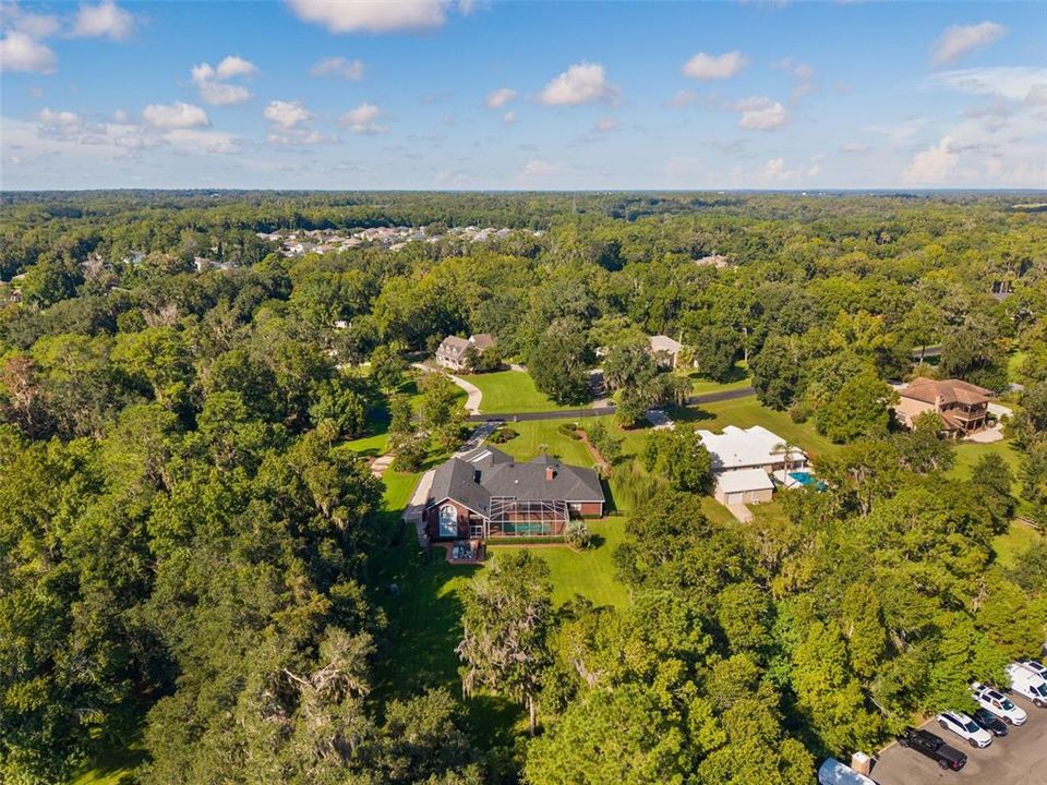 En Venta: $856,000 (5 camas, 4 baños, 5022 Pies cuadrados)
