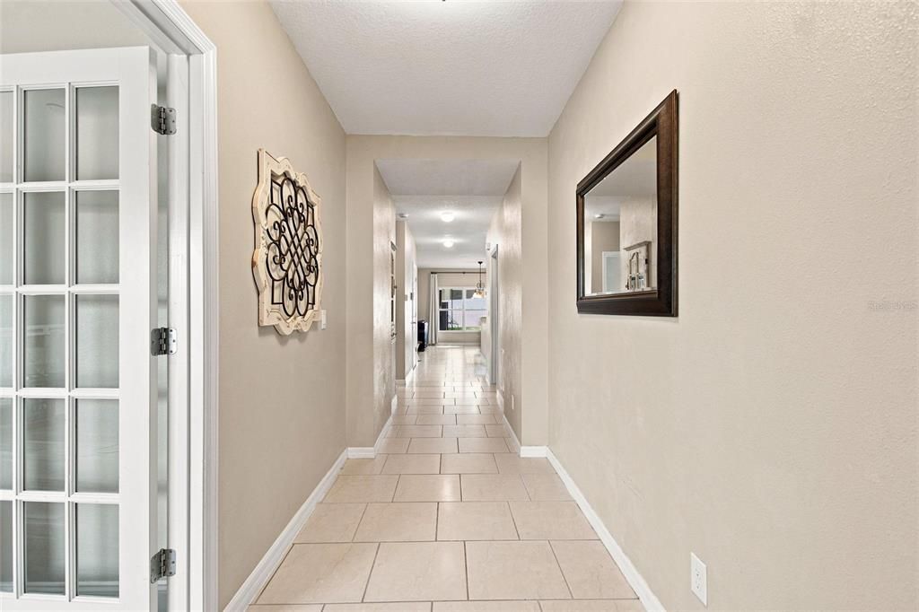 En Venta: $419,900 (3 camas, 2 baños, 1705 Pies cuadrados)