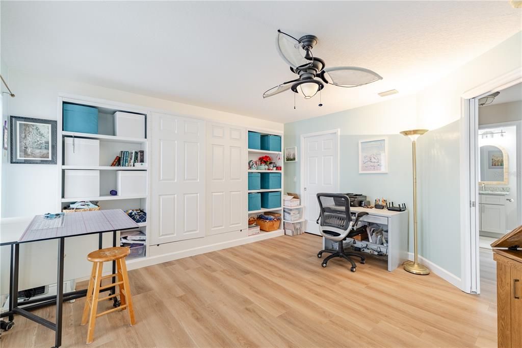 For Sale: $425,000 (3 beds, 3 baths, 2058 Square Feet)