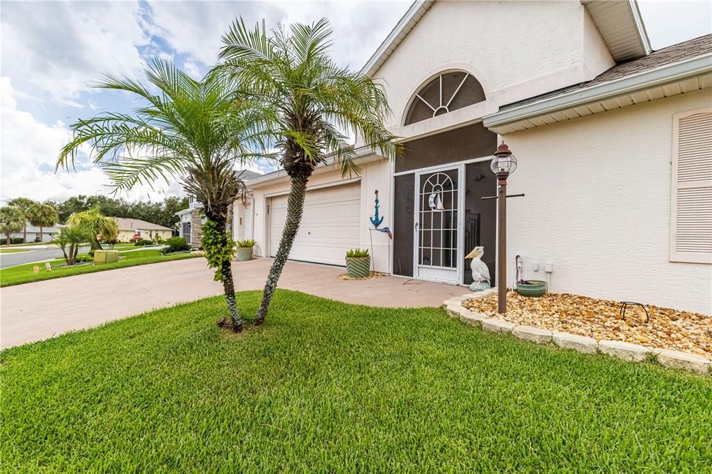 For Sale: $425,000 (3 beds, 3 baths, 2058 Square Feet)