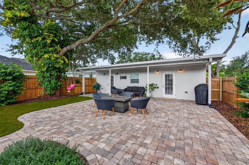 For Sale: $650,000 (3 beds, 2 baths, 1344 Square Feet)