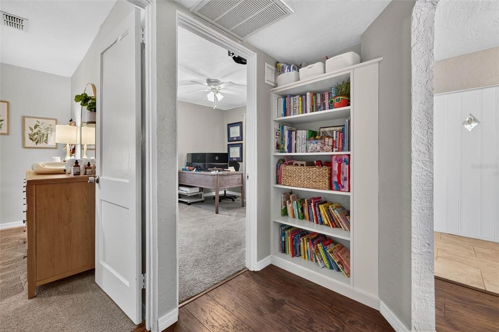 For Sale: $650,000 (3 beds, 2 baths, 1344 Square Feet)