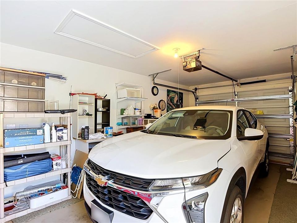 На продажу: $395,000 (2 спален, 2 ванн, 1327 Квадратных фут)
