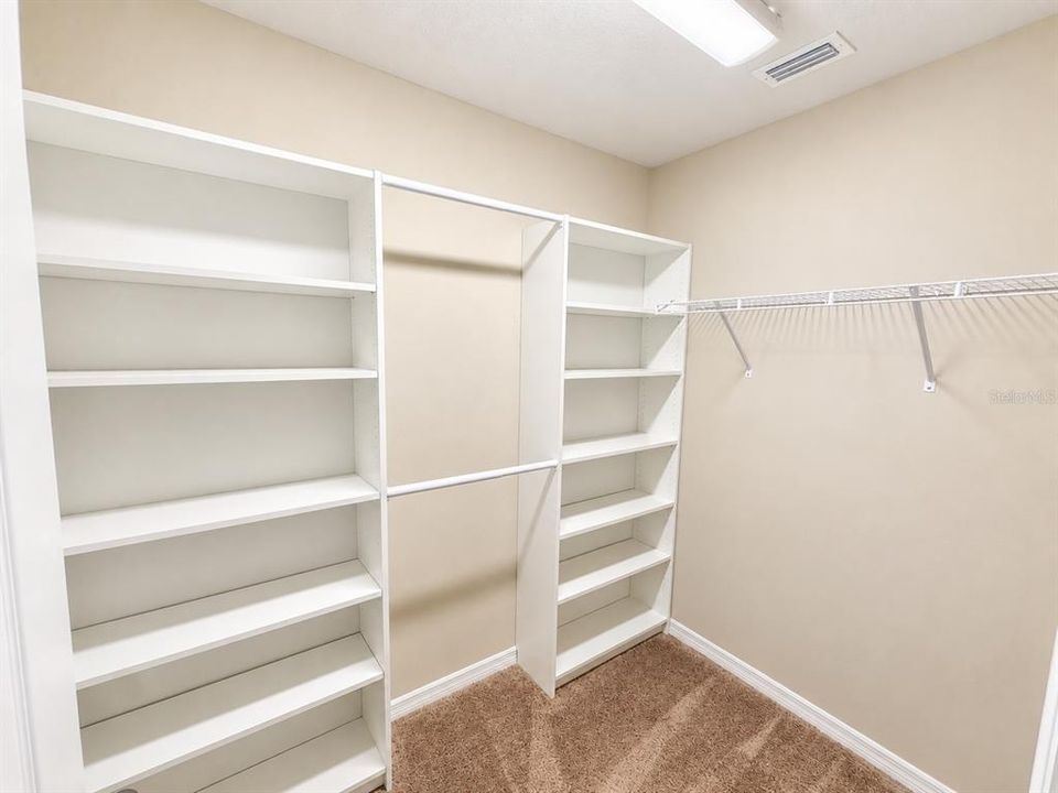 En Renta: $2,600 (4 camas, 2 baños, 2039 Pies cuadrados)
