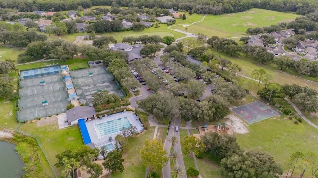 En Venta: $520,000 (4 camas, 3 baños, 2335 Pies cuadrados)