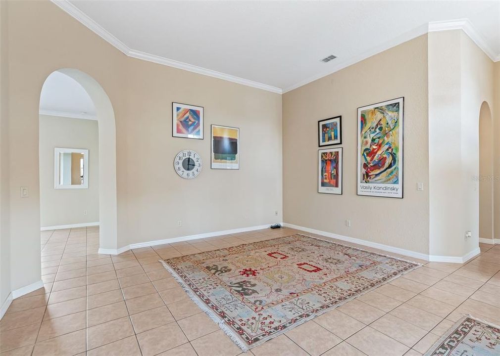 For Sale: $355,000 (3 beds, 2 baths, 1925 Square Feet)