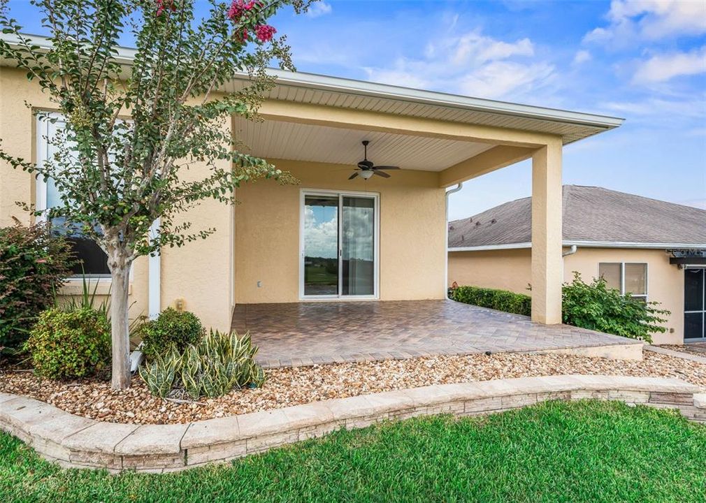 For Sale: $355,000 (3 beds, 2 baths, 1925 Square Feet)