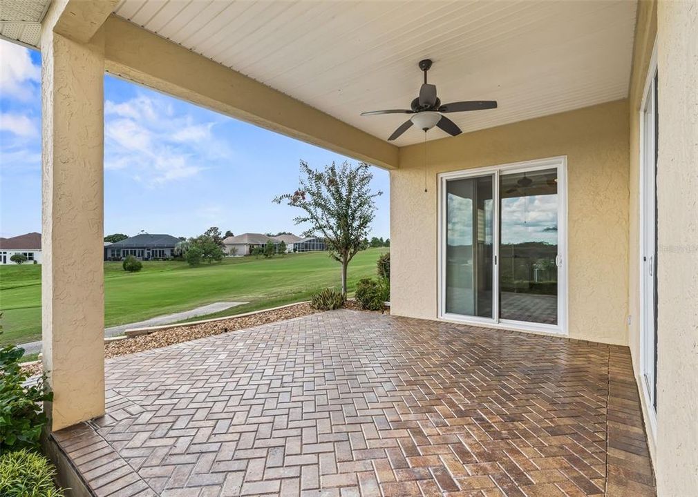 For Sale: $355,000 (3 beds, 2 baths, 1925 Square Feet)