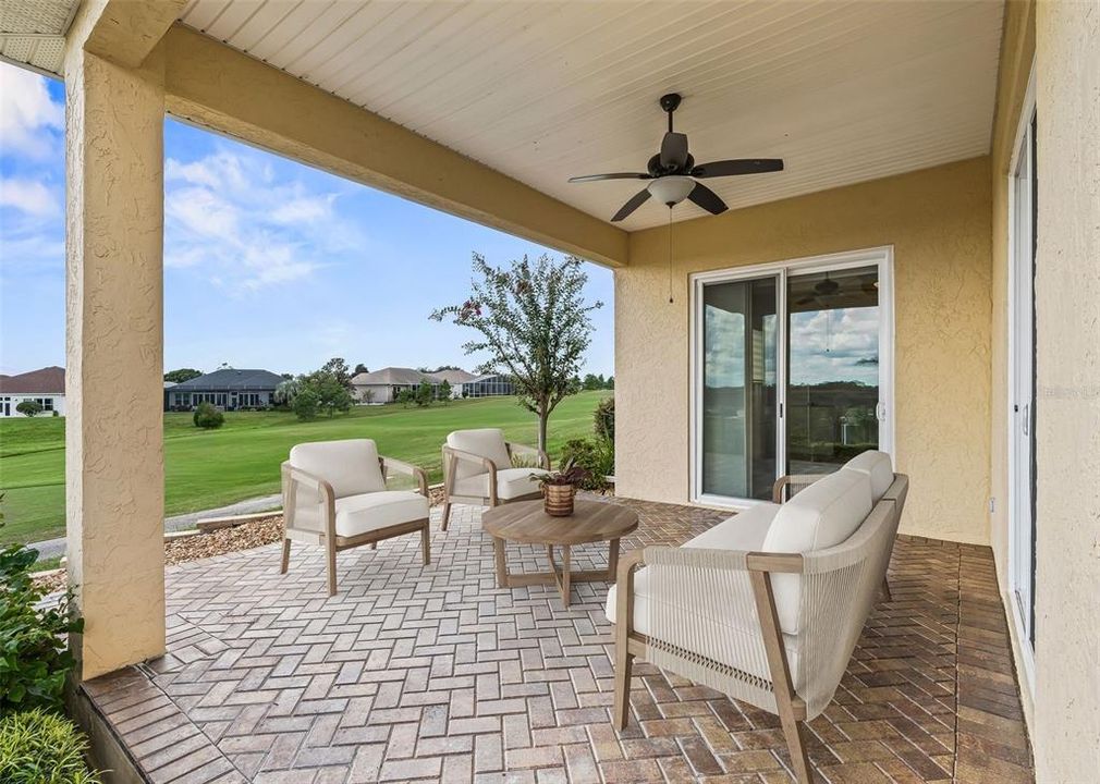 For Sale: $355,000 (3 beds, 2 baths, 1925 Square Feet)