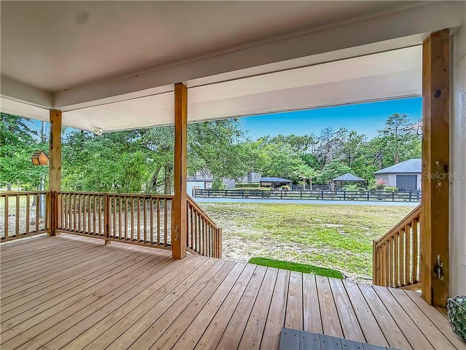 En Venta: $572,000 (4 camas, 3 baños, 2677 Pies cuadrados)