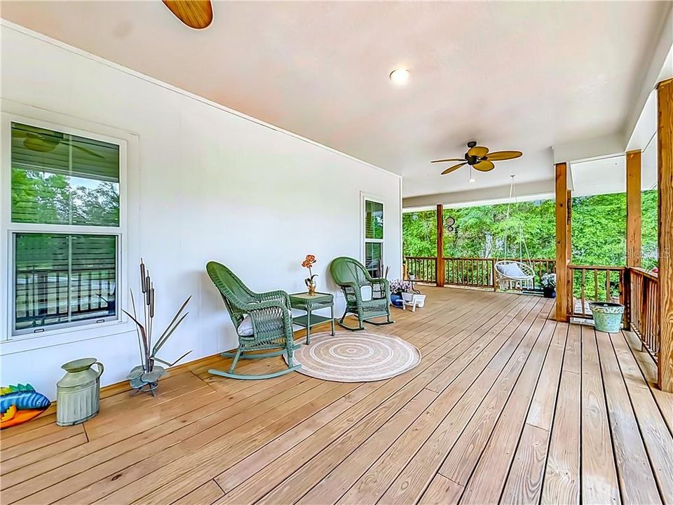 En Venta: $572,000 (4 camas, 3 baños, 2677 Pies cuadrados)
