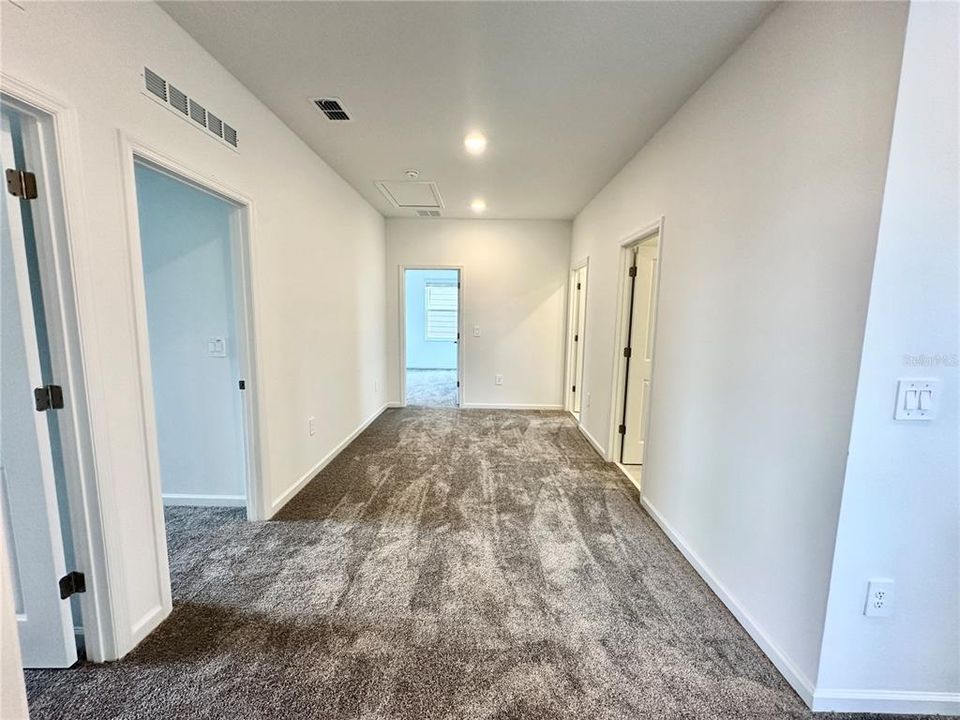 For Rent: $2,950 (4 beds, 3 baths, 2771 Square Feet)