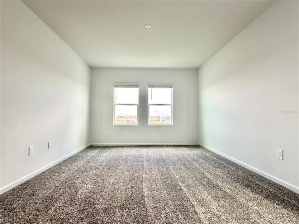 For Rent: $2,950 (4 beds, 3 baths, 2771 Square Feet)