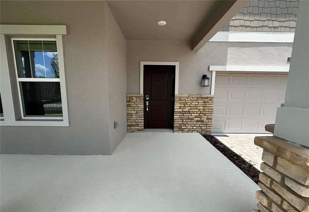 For Rent: $2,950 (4 beds, 3 baths, 2771 Square Feet)