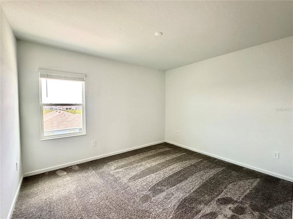 For Rent: $2,950 (4 beds, 3 baths, 2771 Square Feet)