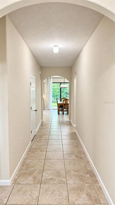 For Sale: $529,900 (5 beds, 2 baths, 2827 Square Feet)