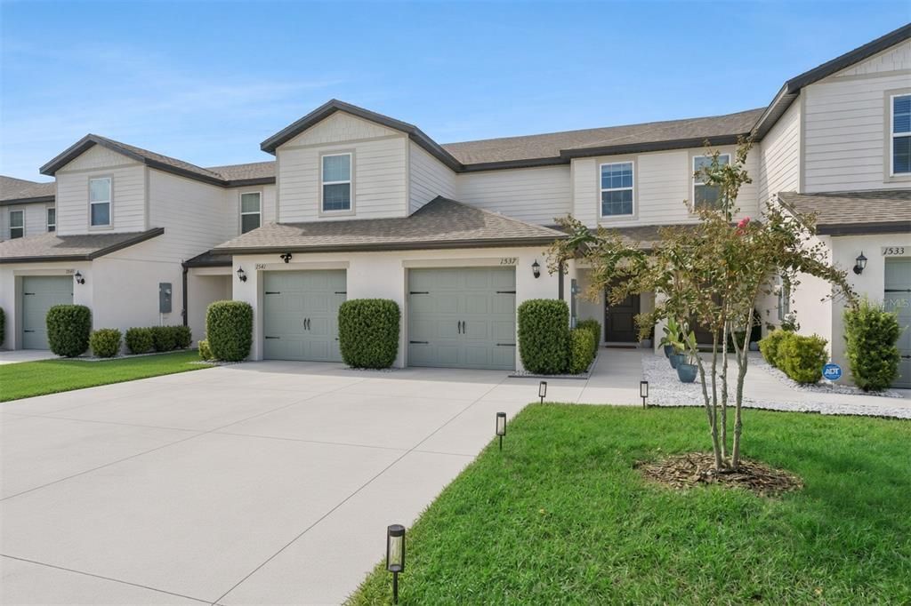 For Sale: $279,000 (2 beds, 2 baths, 1616 Square Feet)