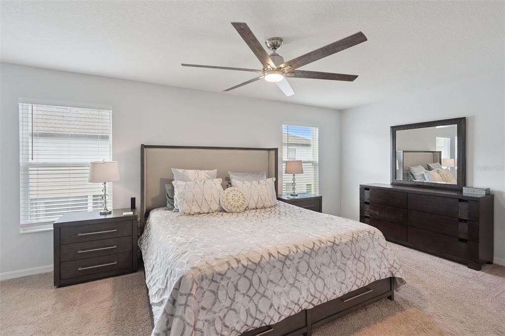 For Sale: $279,000 (2 beds, 2 baths, 1616 Square Feet)
