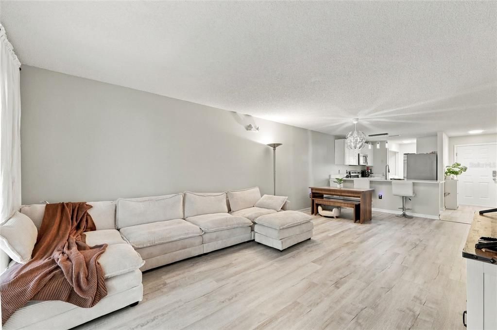 En Venta: $199,000 (3 camas, 2 baños, 1245 Pies cuadrados)