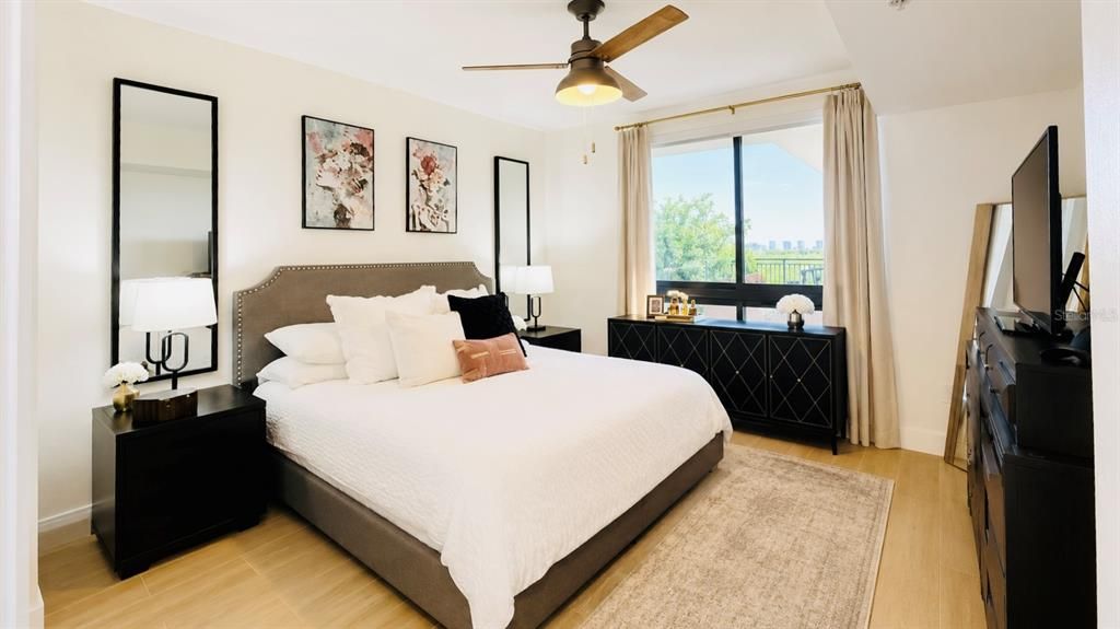 В аренду: $3,550 (2 спален, 2 ванн, 1245 Квадратных фут)
